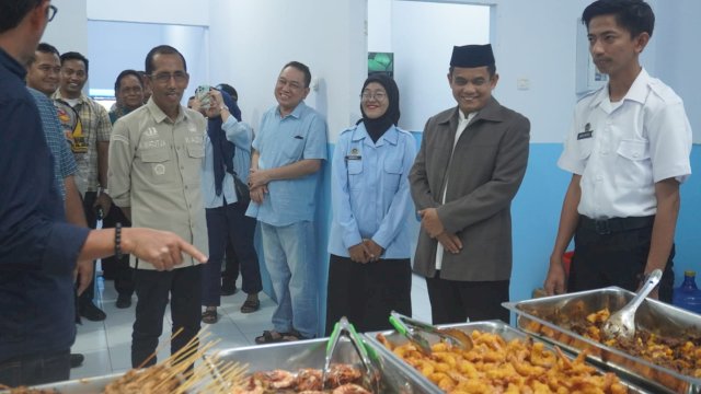 Hadirkan SPPG, Pemkab Pinrang Pastikan Anak Sekolah Dapat Makanan Bergizi