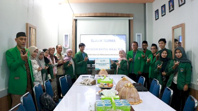 Dari Zakat Karyawan, YBM PLN UIP Sulawesi Salurkan Bantuan Biaya Pendidikan ke 19 Mahasiswa UMI dan Unismuh 