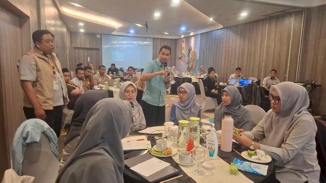 Perkuat Kompetensi Guru, SMAS Islam Athirah Gelar Pelatihan Pembelajaran Berbasis Deep Learning&nbsp;