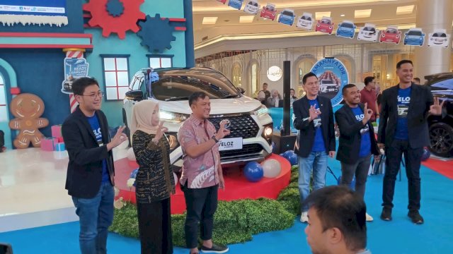 Preview New Veloz Hybrid EV, mulai 18 hingga 28 Desember 2025, di Trans Studio Mall Makassar.