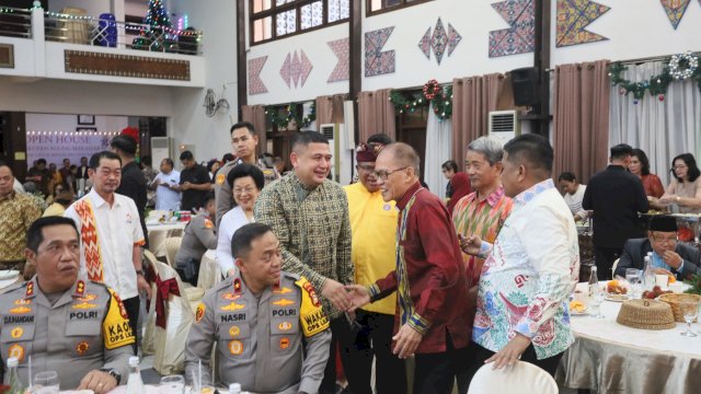 Munafri-Aliyah Hadiri Open House & Silaturahmi Natal, Ajak Warga Jaga Toleransi dan Kedamaian