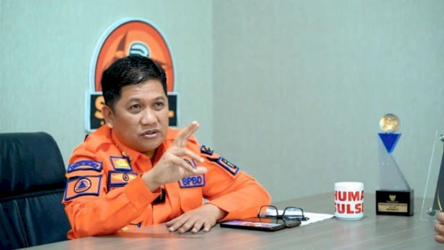 Kepala BPBD Sulsel, Amson Padolo
