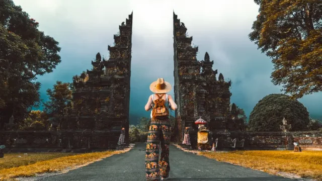 INT