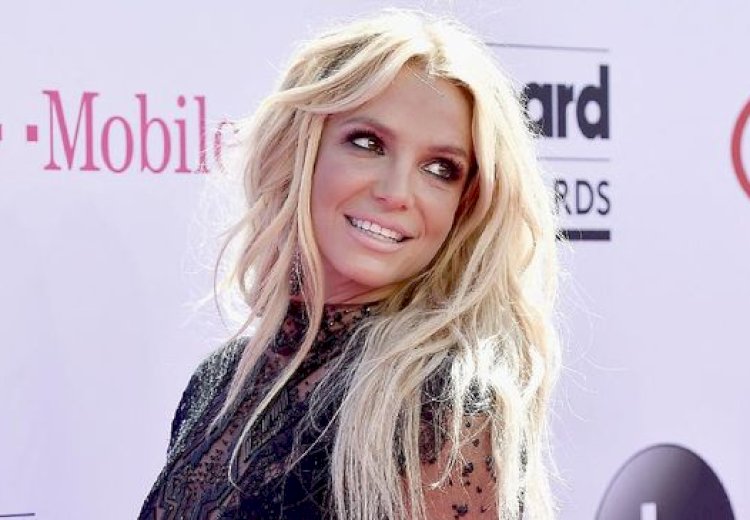 Britney Spears Umumkan Pensiun Manggung di AS