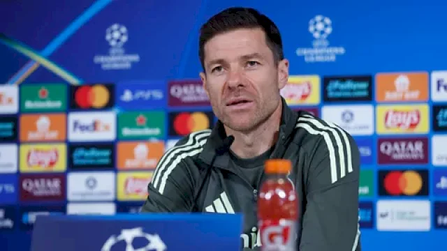 Xabi Alonso meninggalkan Real Madrid setelah kekalahan anak asuhnya melawan Barcelona  pada pertandingan final Piala Super di Arab Saudi.. Foto: Dok. Real Madrid