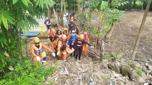 Warga yang Hilang Saat Menyebrang Sungai di Gowa Akhirnya Ditemukan Setelah Tiga Hari Pencarian