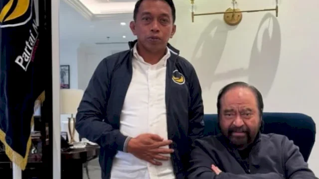  Syaharuddin Alrif membagi momen pertemuannya bersama Ketua Umum Partai NasDem Surya Paloh di NasDem Tower, Menteng, Jakarta Pusat, melaui Instagram.
