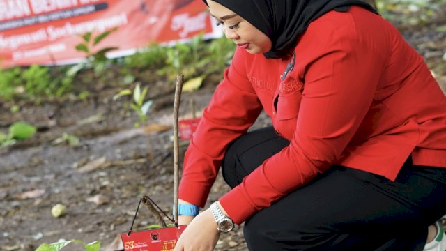  Peringati HUT Megawati ke-79 Th, Andi Tenri Uji Idris: Simbol Keteguhan dan Politik Hijau di Sulawesi Selatan