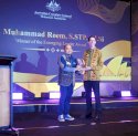 Kadiskominfo Makassar Raih Emerging Leader Award dari Pemerintah Australia