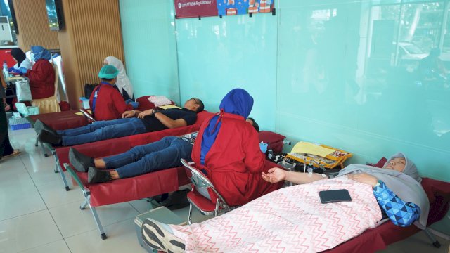 Peringati Bulan K3 Nasional, Pelindo Jasa Maritim Kumpulkan 90 Kantong Darah untuk Sulsel