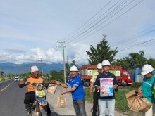 Pertamina Patra Niaga Bersama Mitra Bagikan 3.300 Paket Takjil di Sulselbar