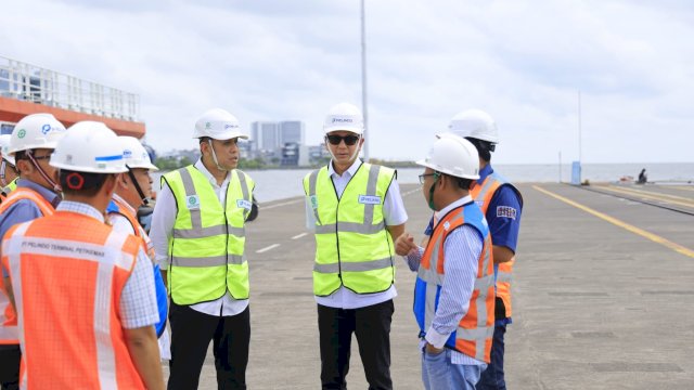 Pastikan Kelancaran Mudik Lebaran 2026, Direktur Keuangan Pelindo Tinjau Kesiapan Pelabuhan Makassar