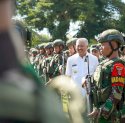 Bupati Pinrang Dampingi Pangdam Hasanuddin Beri Arahan Prajurit di Markas Makkasau