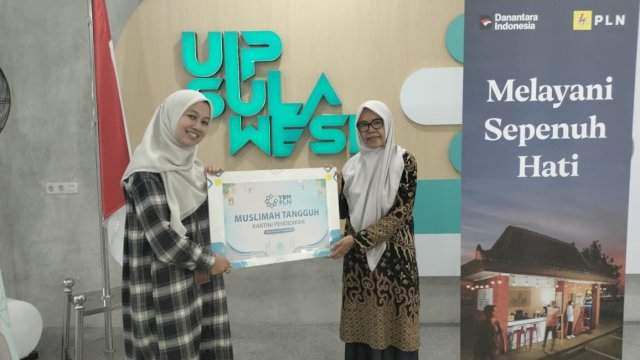 Peringati Hari Kartini, YBM PLN UIP Sulawesi Bantuan bagi 16 Muslimah Tangguh di Sulsel