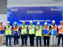 Dirut Pelindo Pantau Langsung Operasional dan Standar HSSE di Makassar