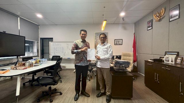 Dukung Proyek Strategis Nasional, ATR/BPN Serahkan KKPR PLTA Pokko ke PLN