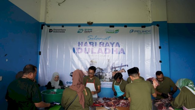 Proses pemotongan hewan kurban dilaksanakan pada hari yang sama di Rumah Pemotongan Hewan (RPH) Antang.