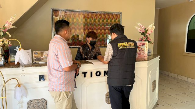 Imigrasi Parepare Lakukan Pengawasan WNA dan Edukasi Pelaporan Orang Asing 