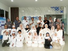 Pelindo Salurkan Santunan untuk Anak Yatim di Samarinda