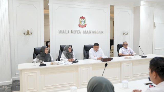 Wali Kota Makassar, Munafri Arifuddin, saat memimpin jalannya Entry Meeting Pemeriksaan LKPD 2025 bersama jajaran BPK RI di Ruang Rapat Bilateral Balai Kota, Rabu (1/4/2026).