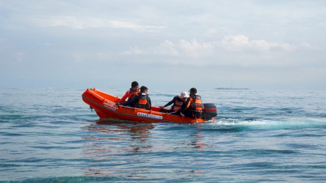 Para personel Kalla Rescue kembali menggelar pelatihan water rescue di wilayah Pulau Samalona, Kota Makassar, Sabtu (13/6/2026) lalu.