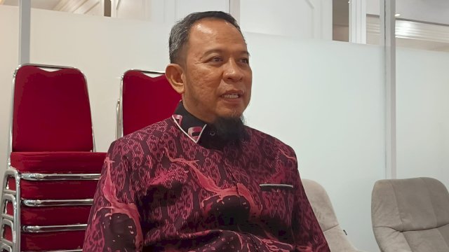 Kepala Bagian Kesejahteraan Rakyat Kota Makassar, Mohammad Syarief, saat memberikan keterangan terkait perkembangan proses seleksi calon komisioner BAZNAS Makassar.