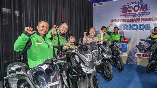 Sebanyak 11 pemenang yang berdomisili di DKI Jakarta hadir menerima hadiah secara langsung di&nbsp;SPBU COCO MT Haryono, Jakarta Timur.