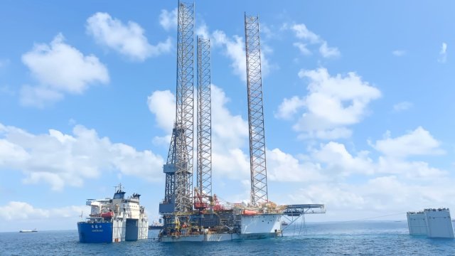 PJM Sukses Kawal Pemindahan Rig Lepas Pantai di Balikpapan