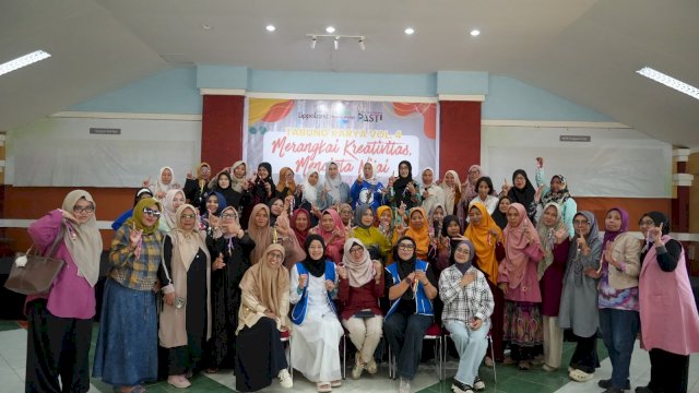 GMTD Latih Puluhan Ibu Komunitas Down Syndrome Makassar Bikin Kerajinan Tangan