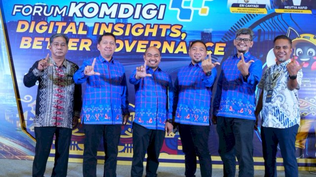 Kepala Dinas Kominfo Kota Makassar, Muhammad Roem, bersama delegasi Pemerintah Kota Makassar menghadiri Forum Komunikasi dan Digital (Komdigi) dalam rangkaian Rakernas XVIII APEKSI 2026 di Hotel Arya Duta, Medan, Kamis (2/7/2026).