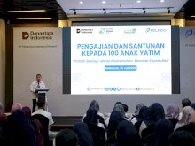 Pelindo Regional 4 Salurkan Santunan untuk 100 Anak Yatim di Makassar