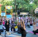 Dukung Gaya Hidup Sehat, Bugis Waterpark Adventure Gelar BWP Nature Yoga Gaet 152 Peserta