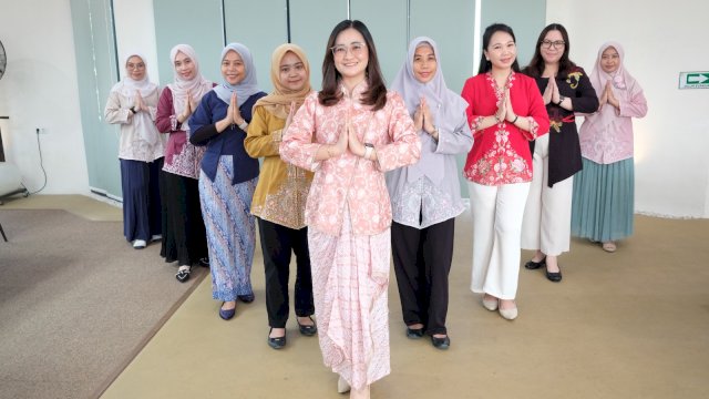 Peringati Hari Kebaya Nasional, Srikandi PLN UIP Sulawesi Perkuat Peran Perempuan dan Pelestarian Budaya