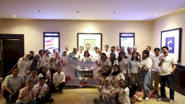Nonton Bareng (Nobar) yang diikuti pejabat struktural dan staf Pelindo Regional 4 di Cinepolis Phinisi Point Mall, Makassar, Kamis malam (30/7/2026).
