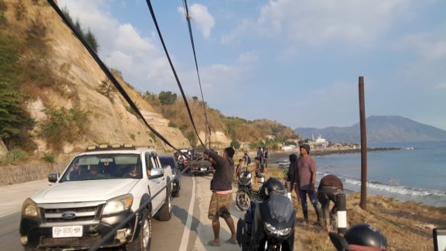 TelkomGroup mengerahkan sumber daya teknis serta mengoptimalkan sistem suplai listrik cadangan untuk menjaga konektivitas masyarakat tetap tersedia di tengah kondisi darurat.