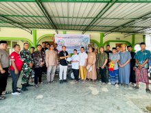 Perkuat Pengelolaan Sampah, Pertamina FT Kolaka Serahkan Bantuan Motor Tiga Roda