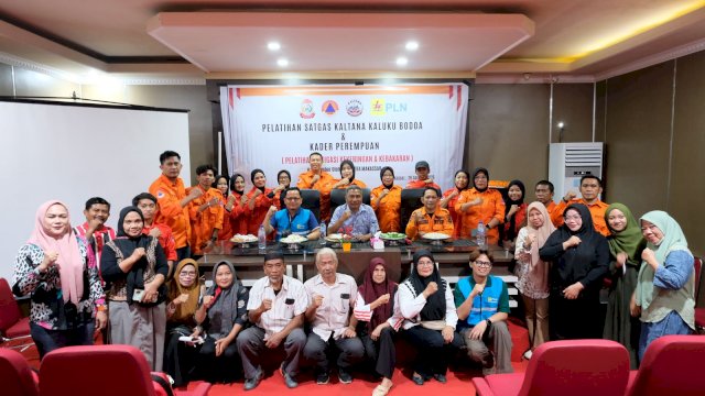 Kegiatan Pelatihan Satgas Kaltana Kaluku Bodoa dihadiri oleh PLN UIP Sulawesi, Pemerintah Kecamatan Tallo, Tim BPBD Kota Makassar, masyarakat, dan Satgas Kaltana pada Sabtu (29/08).