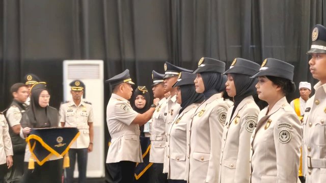 Kakanwil Ditjen Imigrasi Sulsel Resmi Lantik 93 PNS dan Pejabat Fungsional