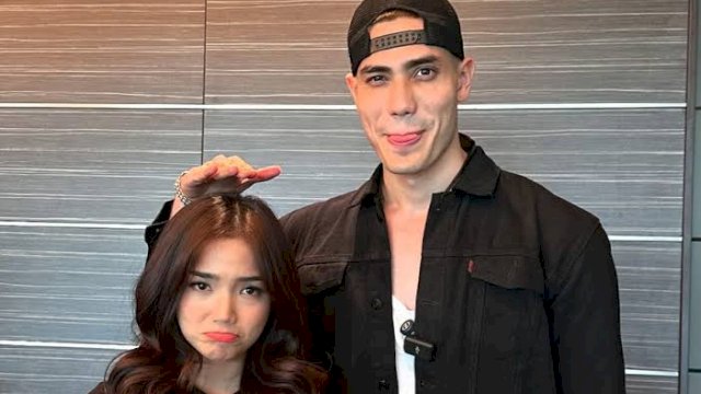 Influencer Asal Malaysia Aisar Khaled Dilaporkan ke Polda Metro Jaya Terkait Dugaan Penipuan Investasi Rp5,7 Miliar
