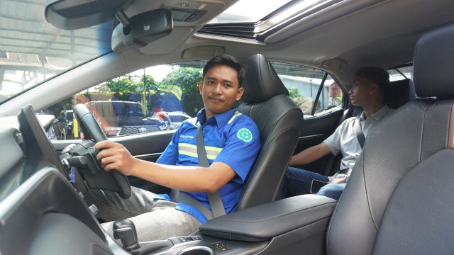 Salah seorang pengemudi Kalla Translog.