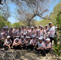 133 Siswa SMP Islam Athirah Makassar Tanam Mangrove di Takalar Lewat Field Trip Science