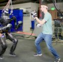 Pertarungan Manusia vs Robot Humanoid Digelar di San Francisco, Bikin Heboh Media Sosial