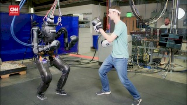 Pertarungan Manusia vs Robot Humanoid Digelar di San Francisco, Bikin Heboh Media Sosial