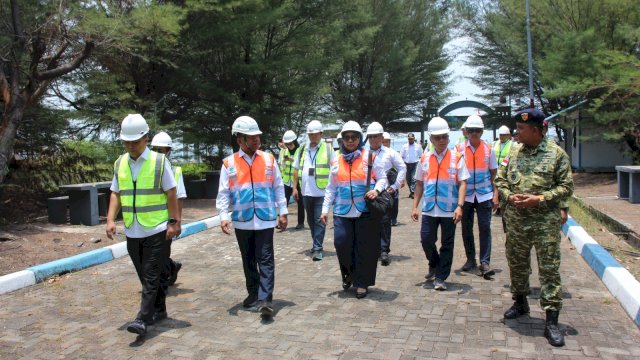 Perkuat Operasional Kawasan Perbatasan, Direksi dan Komisaris PJM Tinjau STS Nipa 