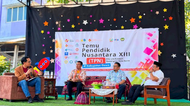 Guru dan peserta dalam kegiatan Temu Pendidik Nusantara XIII (TPN) di Kabupaten Gowa, dalam forum yang mengangkat tema pendidikan dan cita-cita kolektif kewargaan desa dunia.