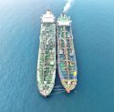 Pelindo Kembali Hadirkan Layanan Ship-to-Ship di Nipa Batam