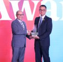 PLN Raih Predikat Sector Champion di Danantara Indonesia CX100 Award 2026